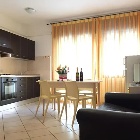 Comfortable Flat In Bibione-beahost Appartement