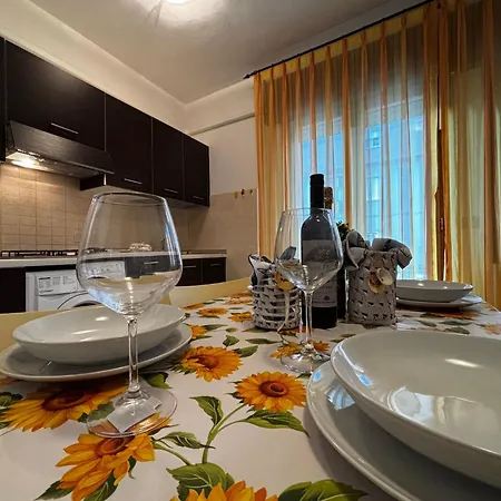 Comfortable Flat In Bibione-beahost * Rosolina Mare
